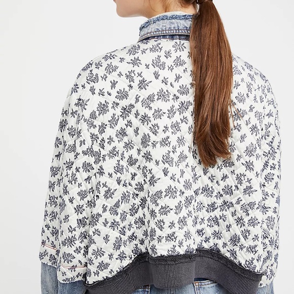 Free People Ditsy Denim Quilted Dolman Jacket Oversized - Picture 9 of 10